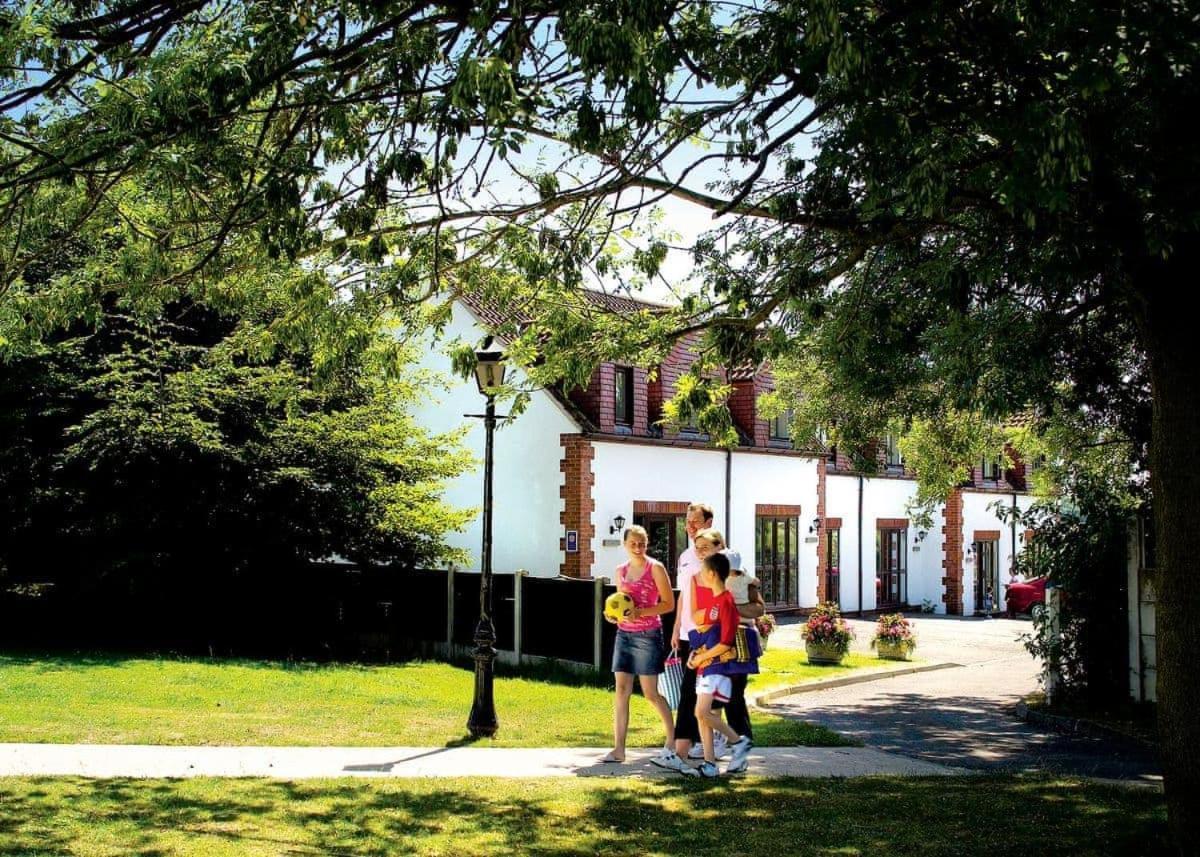 White Rose Country Cottages Thormanby Екстериор снимка